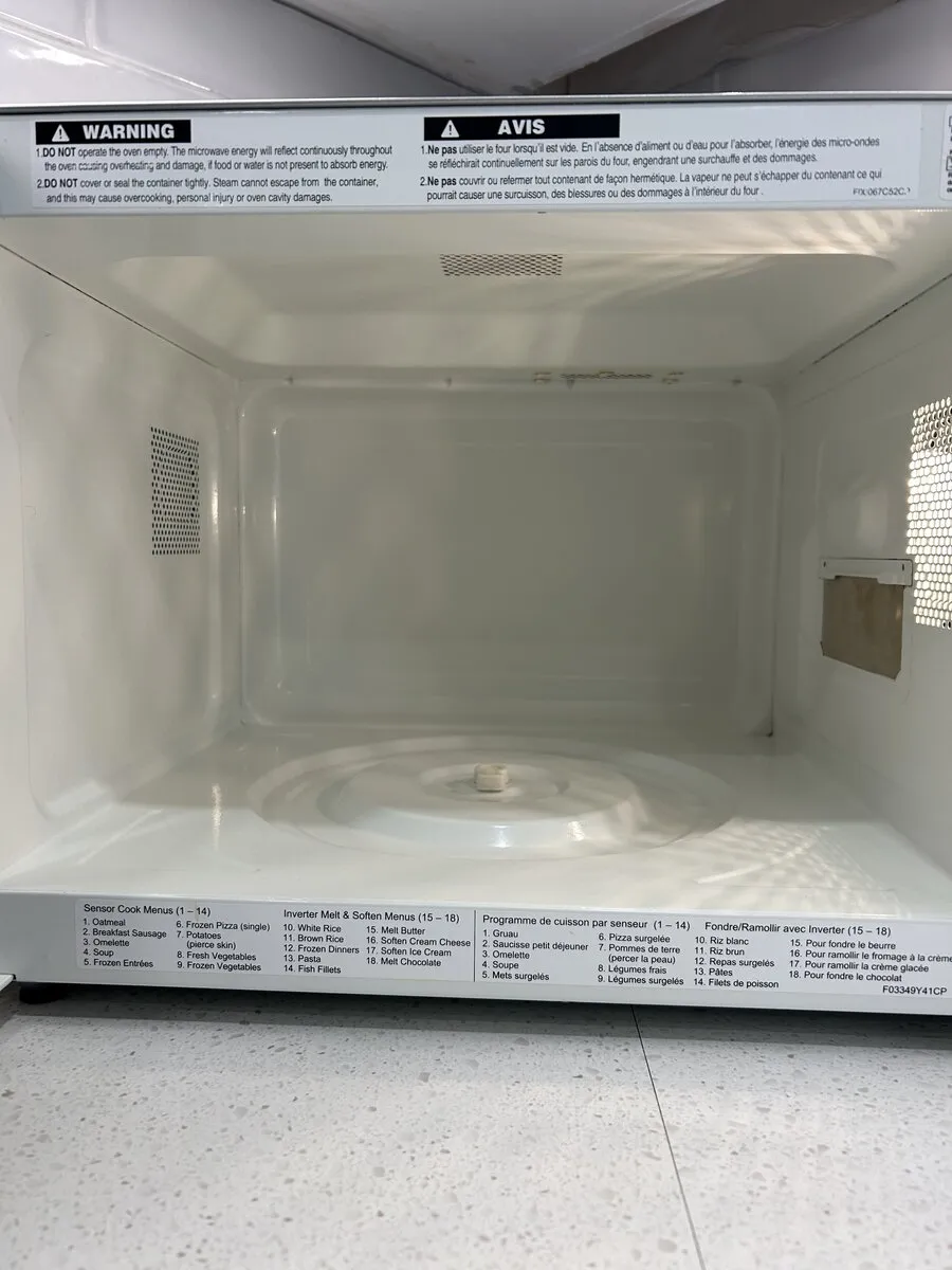 Spotless microwave interior after cleaning
